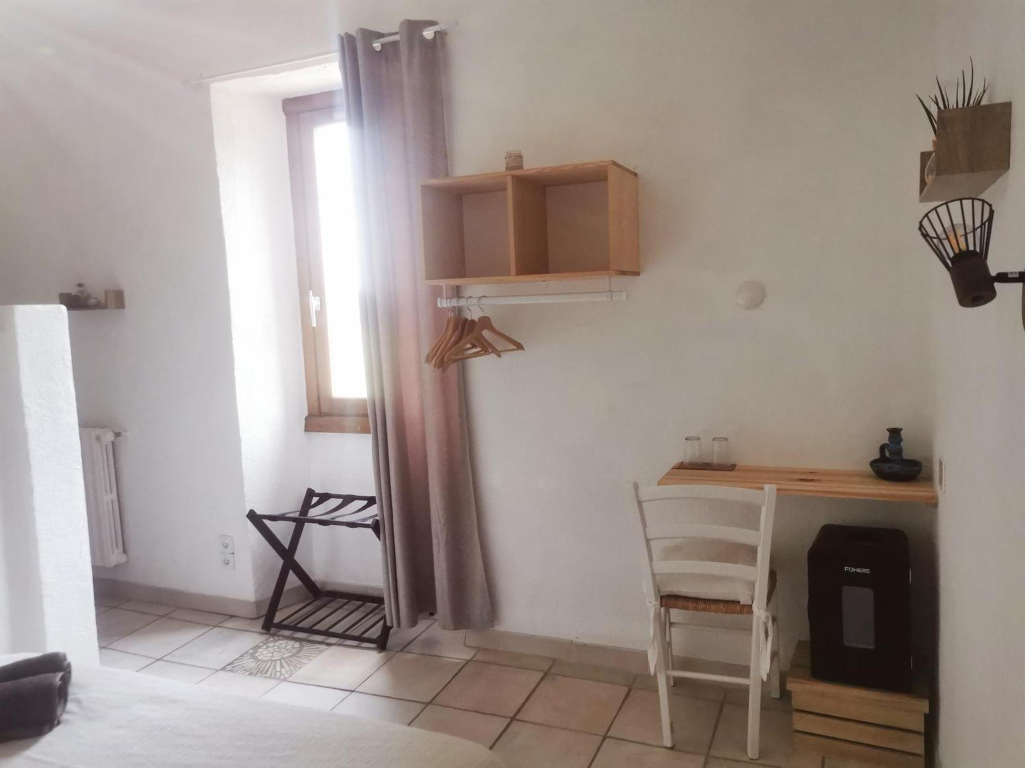 Mas La Belle Ambroise - Chambres D'Hotes Et Gite Saint Ambroix Bagian luar foto