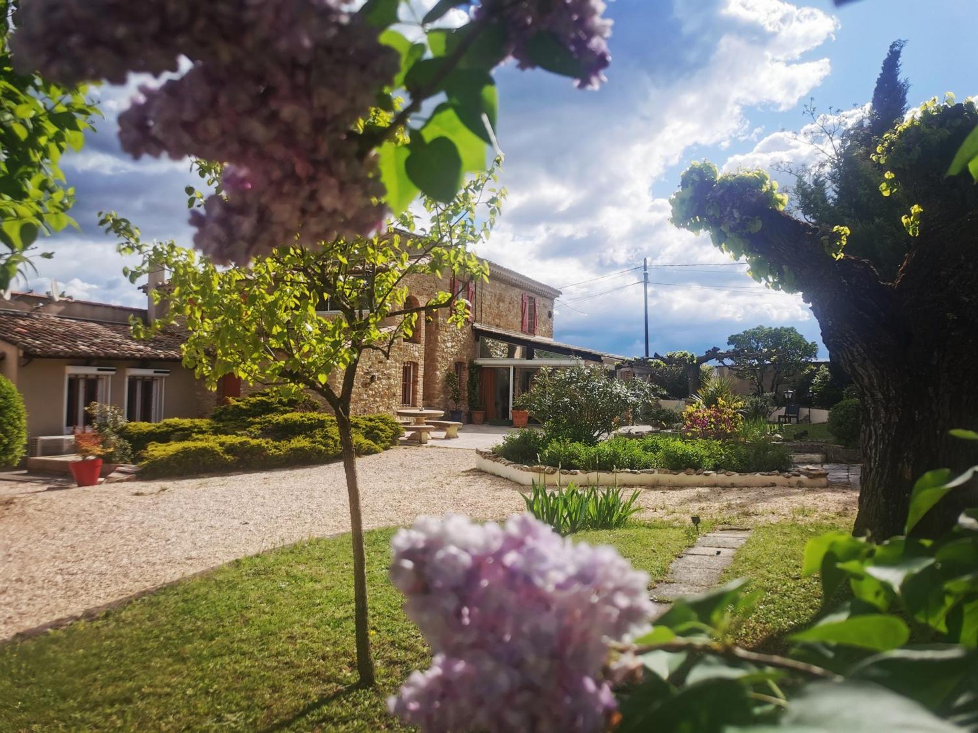 Mas La Belle Ambroise - Chambres D'Hotes Et Gite Saint Ambroix Bagian luar foto